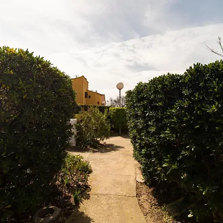 1 Bedroom Apartment For 6 Agde